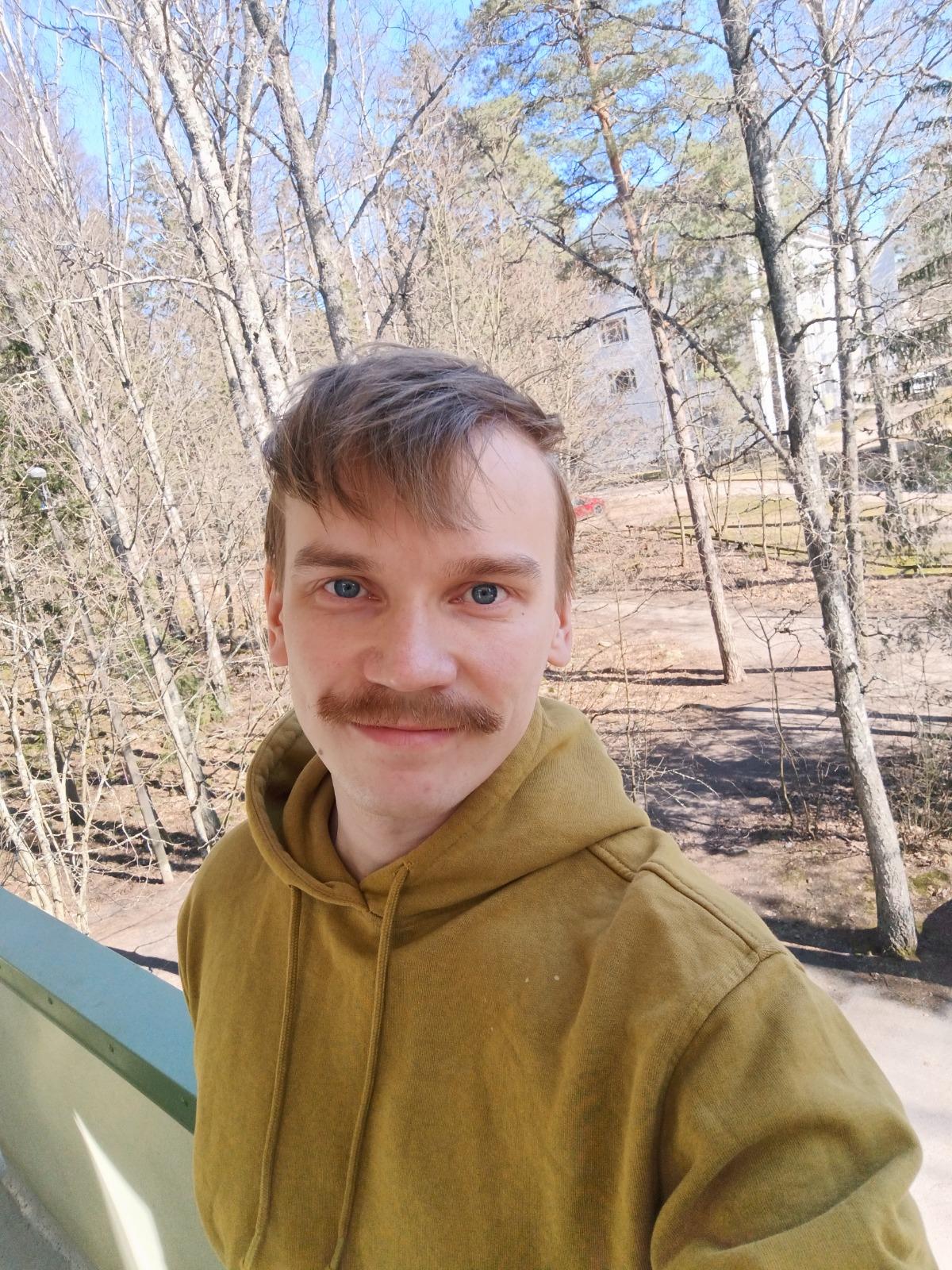 ty-ryhm-teatteri-traktori